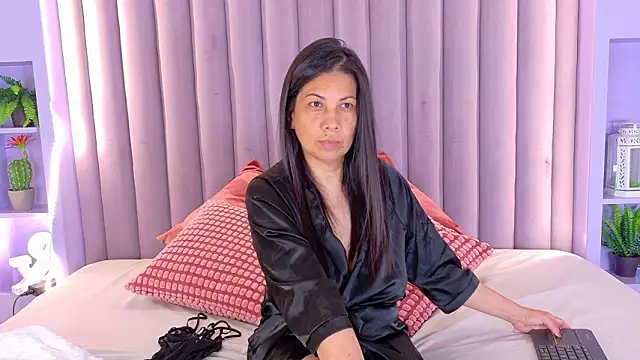 JaylaScott   online show from March 21, 2026, 7:40 pm