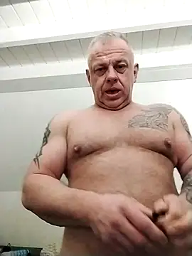 Snapshot of JakubW79 chatting on January 13, 2025, 11:17 pm JakubW79 online show from January 13, 2025, 11:17 pm