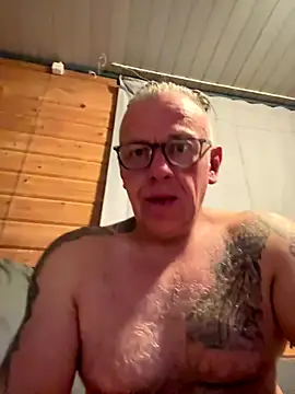 Snapshot of JakubW79 chatting on October 1, 2025, 10:13 pm JakubW79 online show from October 1, 2025, 10:13 pm