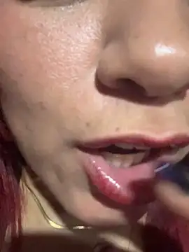 EmmaHot online show from June 11, 2026, 6:21 am