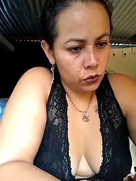 Snapshot of Roussexy_ chatting on January 7, 2025, 5:42 pm Roussexy online show from January 7, 2025, 5:42 pm