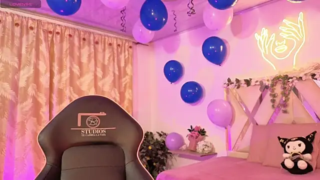 hina tay online show from April 2, 2026, 3:35 am