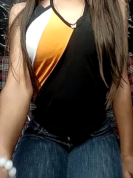 Snapshot of poojaji690 chatting on February 17, 2026, 6:22 am poojaji690 online show from February 17, 2026, 6:22 am