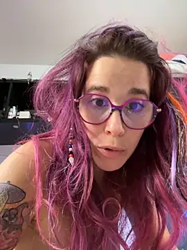 MagdalenaMedusa online show from October 31, 2025, 1:08 pm