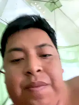 Snapshot of Avilespozo19993 chatting on October 31, 2025, 8:16 pm Avilespozo19993 online show from October 31, 2025, 8:16 pm