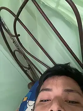 Snapshot of Avilespozo19993 chatting on December 18, 2025, 8:45 pm Avilespozo19993 online show from December 18, 2025, 8:45 pm