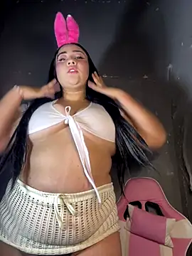 Snapshot of alexxaa96 chatting on November 1, 2025, 4:08 am alexxaa96 online show from November 1, 2025, 4:08 am