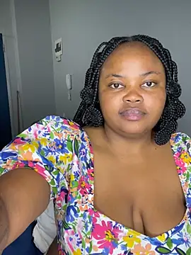 Snapshot of Curveysinaa chatting on December 2, 2025, 10:11 pm Curveysinaa online show from December 2, 2025, 10:11 pm