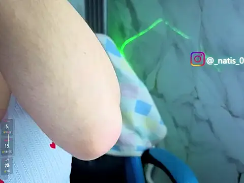 Snapshot of merloth_sub chatting on February 14, 2026, 3:07 am merloth sub online show from February 14, 2026, 3:07 am