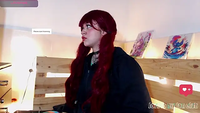 Snapshot of Bitsy_Messy chatting on November 26, 2025, 12:32 am Bitsy Messy online show from November 26, 2025, 12:32 am