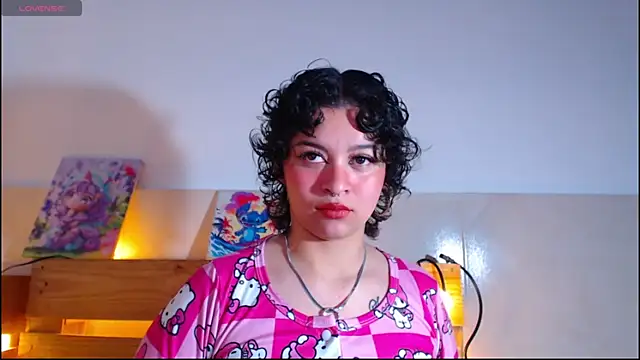 Snapshot of Bitsy_Messy chatting on January 7, 2026, 3:33 am Bitsy Messy online show from January 7, 2026, 3:33 am