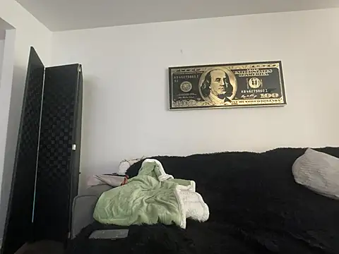 Snapshot of GoddessNih chatting on March 4, 2025, 8:16 pm GoddessNih online show from March 4, 2025, 8:16 pm