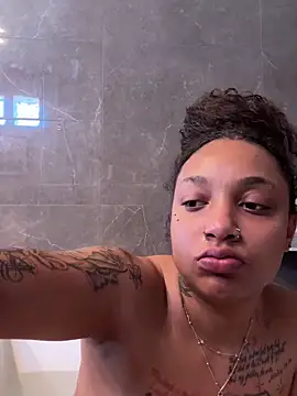 Snapshot of GoddessNih chatting on January 23, 2025, 9:29 pm GoddessNih online show from January 23, 2025, 9:29 pm