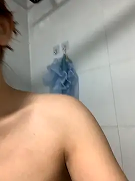 Snapshot of Aimeil chatting on October 26, 2025, 4:51 pm Aimeil online show from October 26, 2025, 4:51 pm