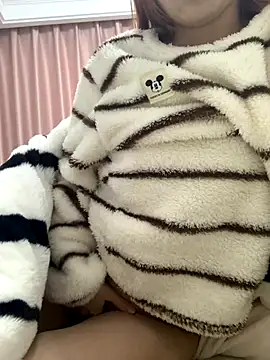 Snapshot of Aimeil chatting on December 14, 2025, 6:46 pm Aimeil online show from December 14, 2025, 6:46 pm