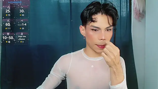 femboykeene online show from April 13, 2026, 9:41 pm