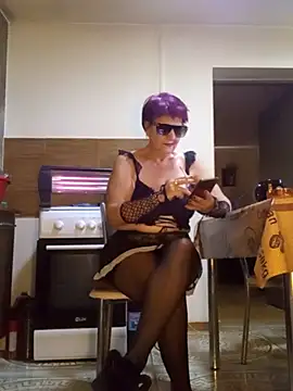 Ely Elenita online show from November 25, 2025, 10:15 am