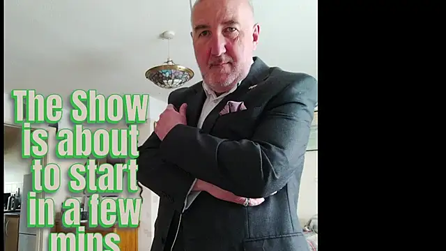 Adamdaddybear online show from February 19, 2026, 8:11 am