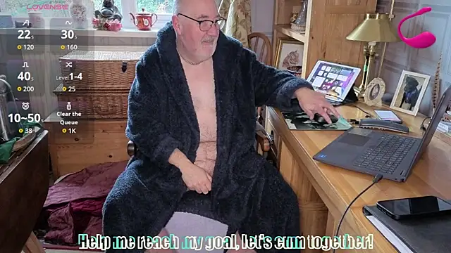 Adamdaddybear online show from March 1, 2026, 8:36 am
