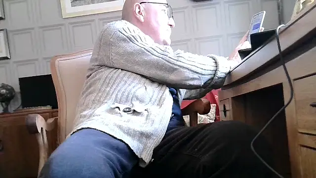 Adamdaddybear online show from March 2, 2025, 2:25 pm