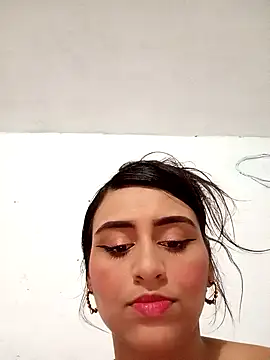 Snapshot of dirty_couple22 chatting on April 1, 2026, 9:23 pm dirty couple22 online show from April 1, 2026, 9:23 pm