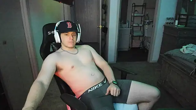 jtdaddy211997 online show from April 15, 2026, 7:03 am