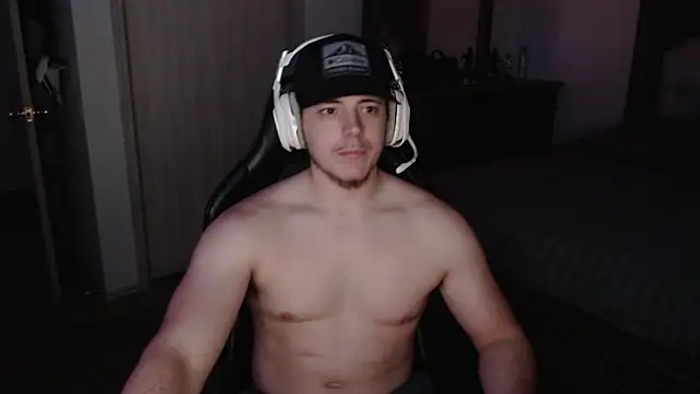 Snapshot of jtdaddy211997 chatting on November 21, 2025, 7:40 am jtdaddy211997 online show from November 21, 2025, 7:40 am