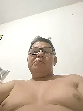 Snapshot of catatunboculion chatting on December 16, 2025, 12:04 am catatunboculion online show from December 16, 2025, 12:04 am