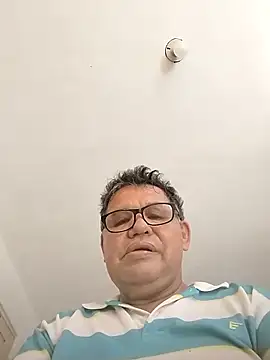 Snapshot of catatunboculion chatting on October 12, 2025, 5:47 pm catatunboculion online show from October 12, 2025, 5:47 pm