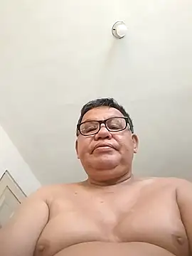 Snapshot of catatunboculion chatting on December 16, 2025, 12:09 pm catatunboculion online show from December 16, 2025, 12:09 pm