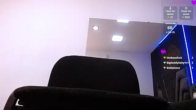 stefany bro online show from March 8, 2025, 3:02 pm