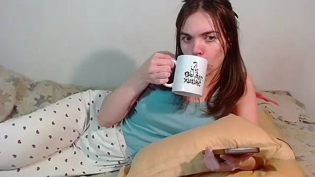 SallyMkn online show from February 15, 2026, 5:12 pm