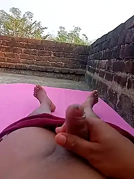 Snapshot of Tanker_95 chatting on January 7, 2025, 10:01 am Tanker 95 online show from January 7, 2025, 10:01 am