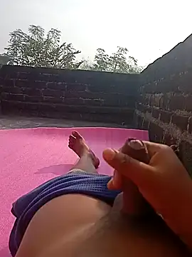 Snapshot of Tanker_95 chatting on December 25, 2024, 3:40 am Tanker 95 online show from December 25, 2024, 3:40 am