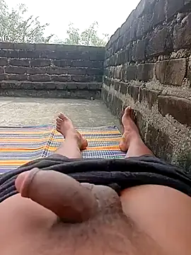 Snapshot of Tanker_95 chatting on January 29, 2025, 5:19 am Tanker 95 online show from January 29, 2025, 5:19 am