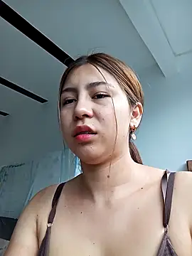 Snapshot of Sara_Brownx chatting on April 22, 2026, 9:32 pm Sara Brownx online show from April 22, 2026, 9:32 pm