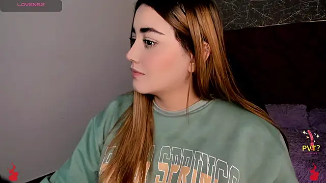 Snapshot of Lucia_star__ chatting on January 15, 2025, 7:12 pm Lucia star   online show from January 15, 2025, 7:12 pm