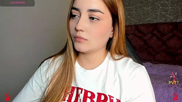 Snapshot of Lucia_star__ chatting on January 25, 2025, 7:18 pm Lucia star   online show from January 25, 2025, 7:18 pm