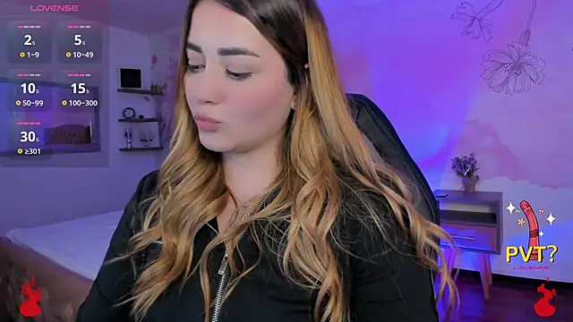 Snapshot of Lucia_star__ chatting on March 12, 2025, 3:46 am Lucia star   online show from March 12, 2025, 3:46 am