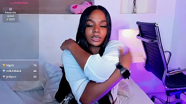 IvyBliss8 online show from February 25, 2025, 6:01 pm