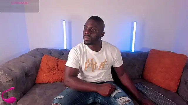 Latrellx7 online show from February 7, 2026, 1:24 am