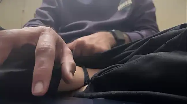 Snapshot of SexMachine1069 chatting on January 20, 2025, 4:55 pm SexMachine1069 online show from January 20, 2025, 4:55 pm