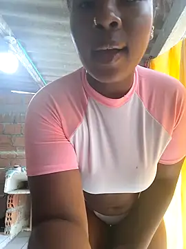 LaurennTyler online show from February 4, 2025, 7:55 pm