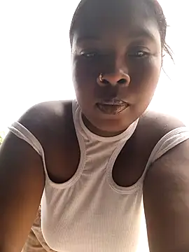 LaurennTyler online show from February 3, 2025, 7:52 pm