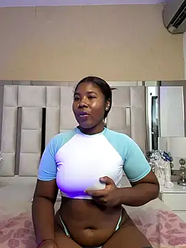 LaurennTyler online show from February 3, 2025, 10:54 pm