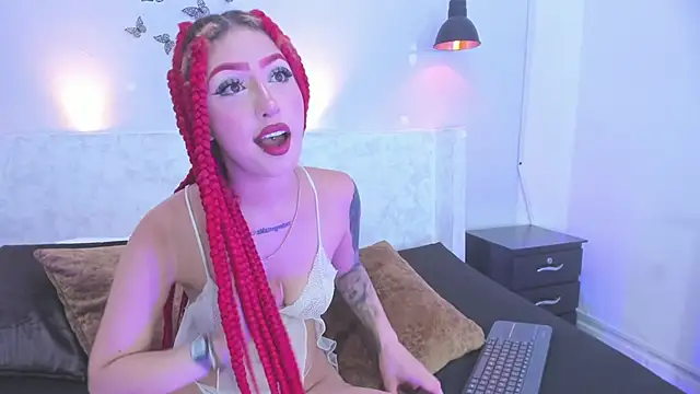 Snapshot of Mia_Mallkova1 chatting on December 4, 2024, 9:51 pm Mia Mallkova1 online show from December 4, 2024, 9:51 pm