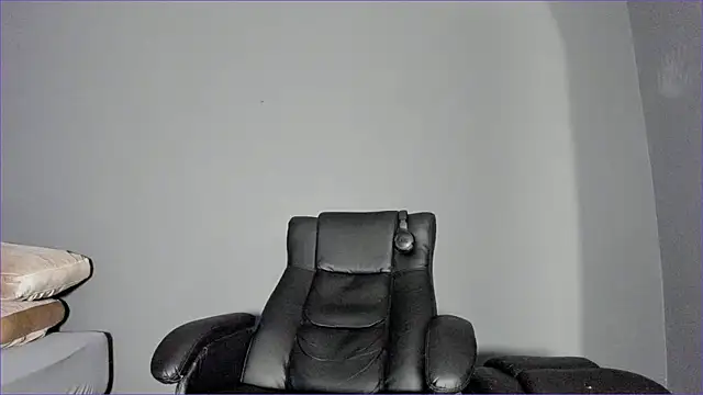 Snapshot of Brock_hurn1 chatting on May 6, 2026, 3:27 pm Brock hurn1 online show from May 6, 2026, 3:27 pm