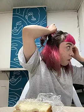 Snapshot of GigiVolkova chatting on November 30, 2025, 11:05 pm GigiVolkova online show from November 30, 2025, 11:05 pm