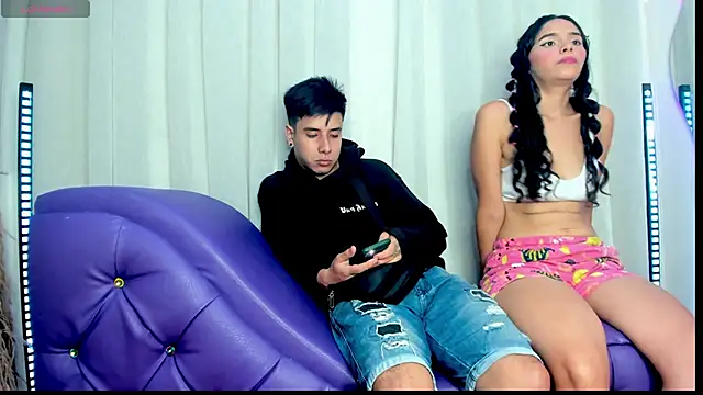 Snapshot of Yourslust_ chatting on November 20, 2025, 2:23 am Yourslust online show from November 20, 2025, 2:23 am