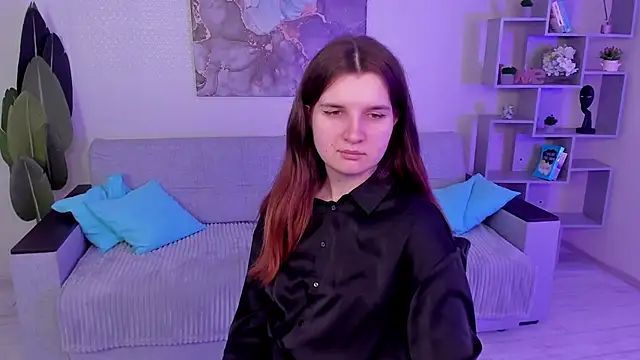 Snapshot of BonneyLove chatting on March 19, 2025, 8:32 pm BonneyLove online show from March 19, 2025, 8:32 pm